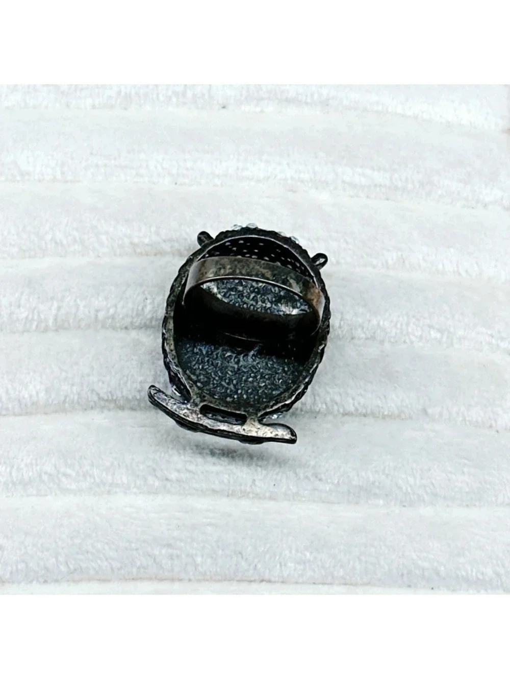 3010u. Bronze Owl Ring Glass 7.75